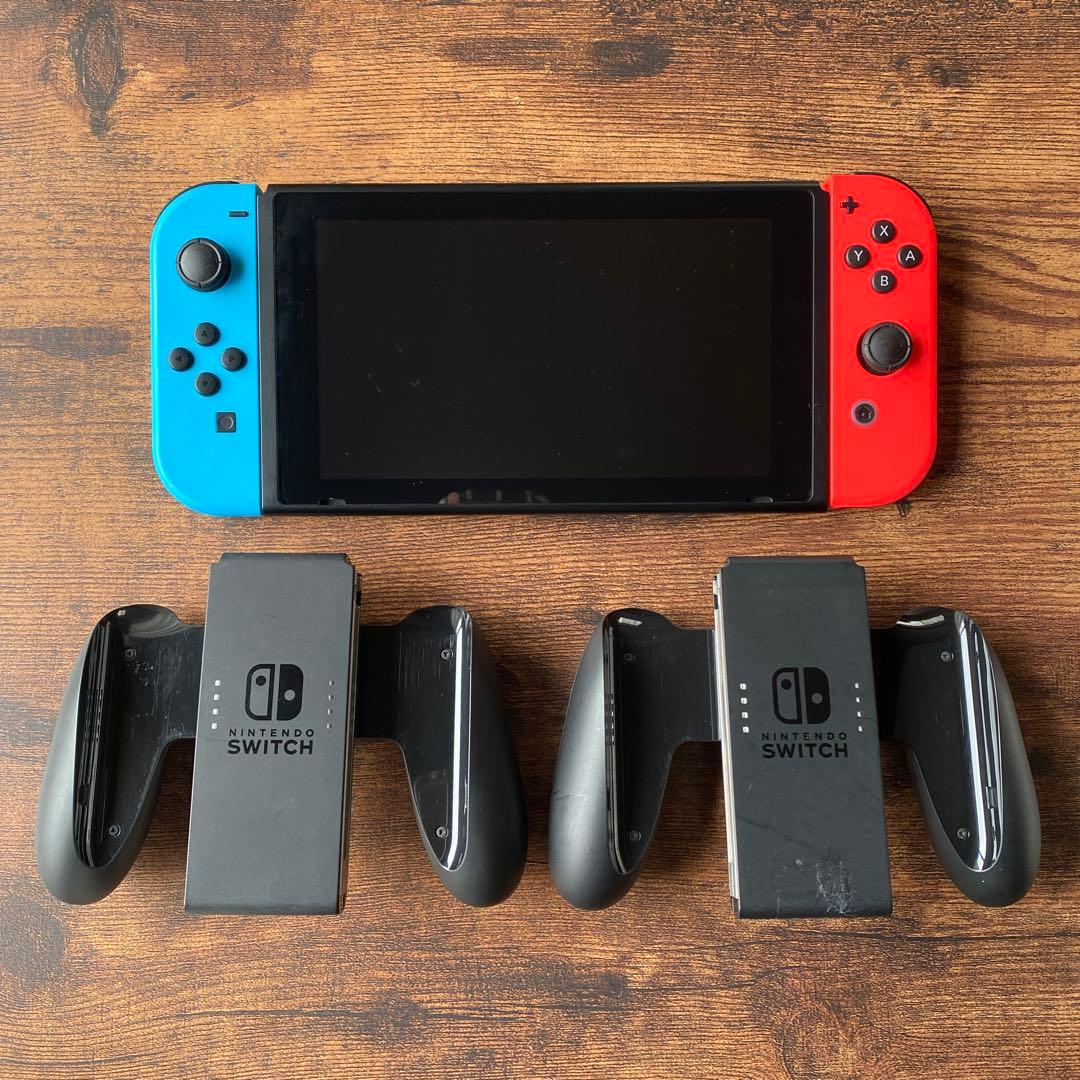 【動作確認済】Nintendo Switch 本体セット　グリップ