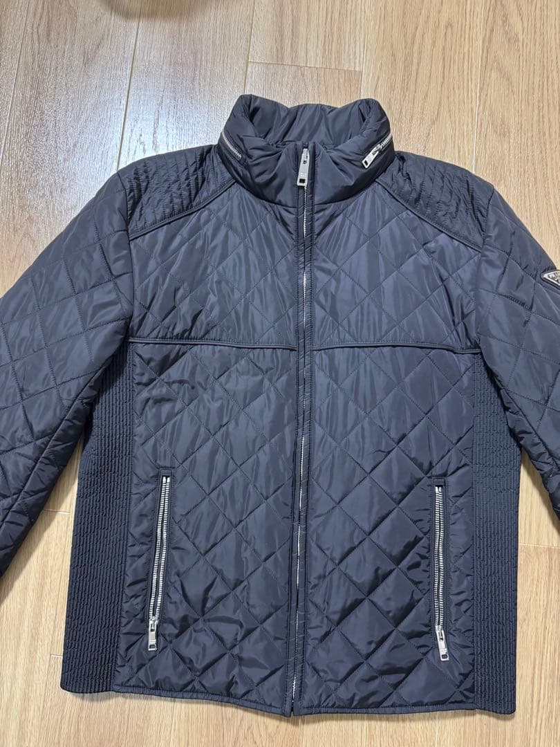 【極美品】PRADA ブラック キルティング ダウンジャケットブラックプラダ50