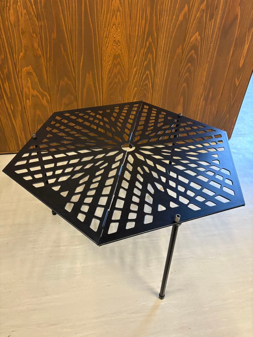 ハイランダーヘキサゴンスチールインナーテーブル