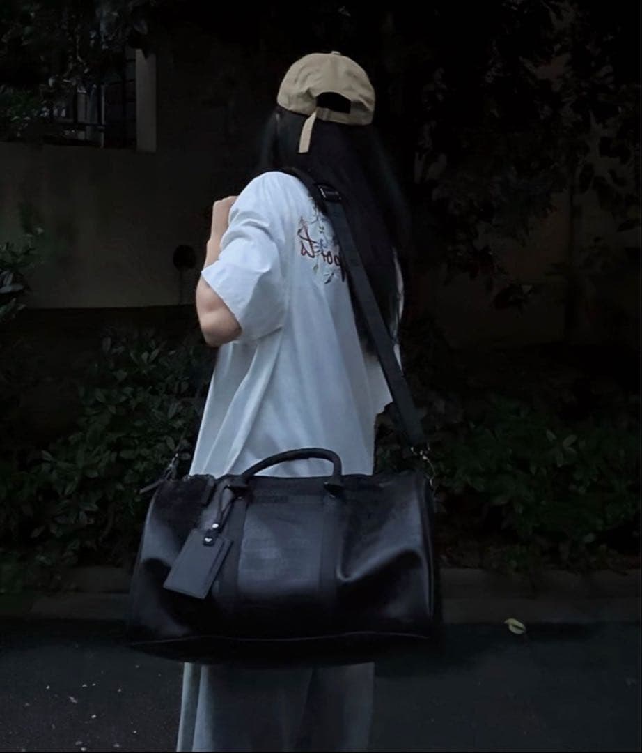 海外限定NIKE JORDAN 大容量キャリーバッグ HA6466-013