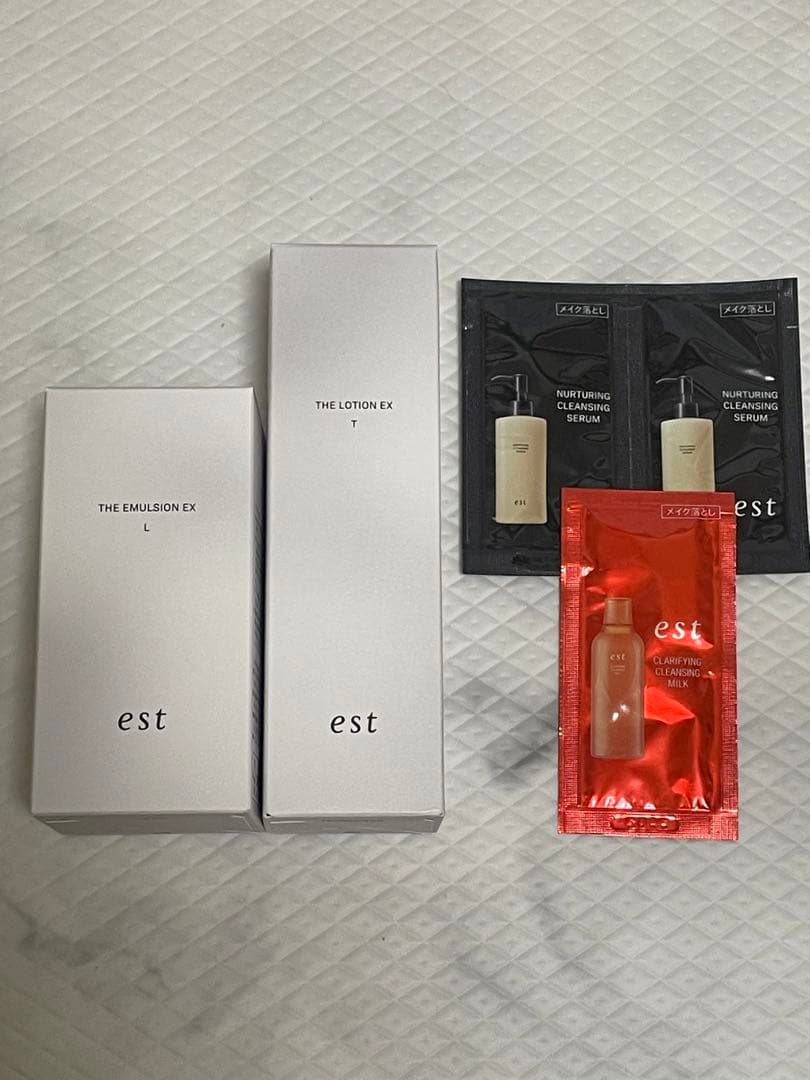 【エストセット】化粧水・乳液