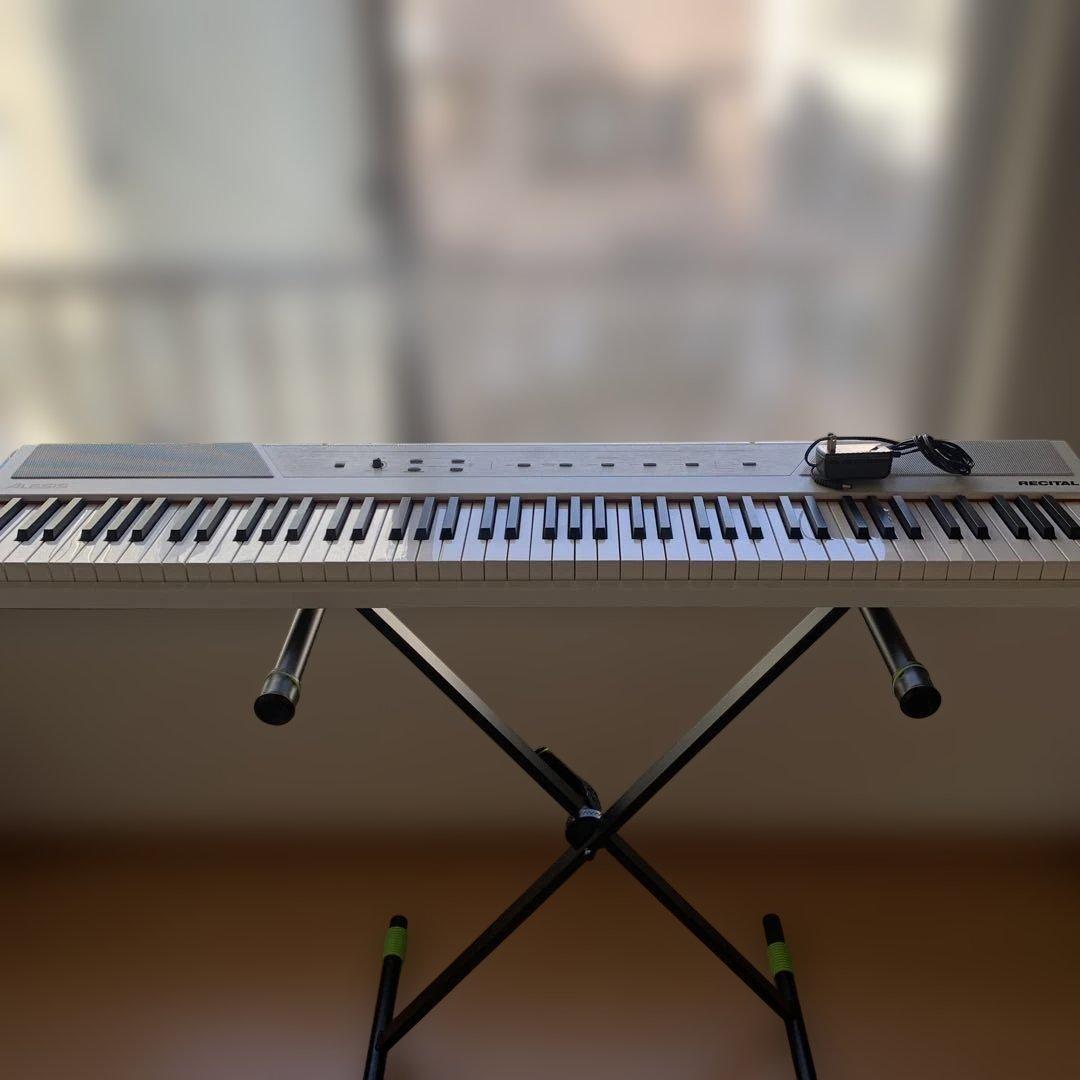 Alesis アレンジ　電子ピアノ　88鍵 ホワイトキーボード