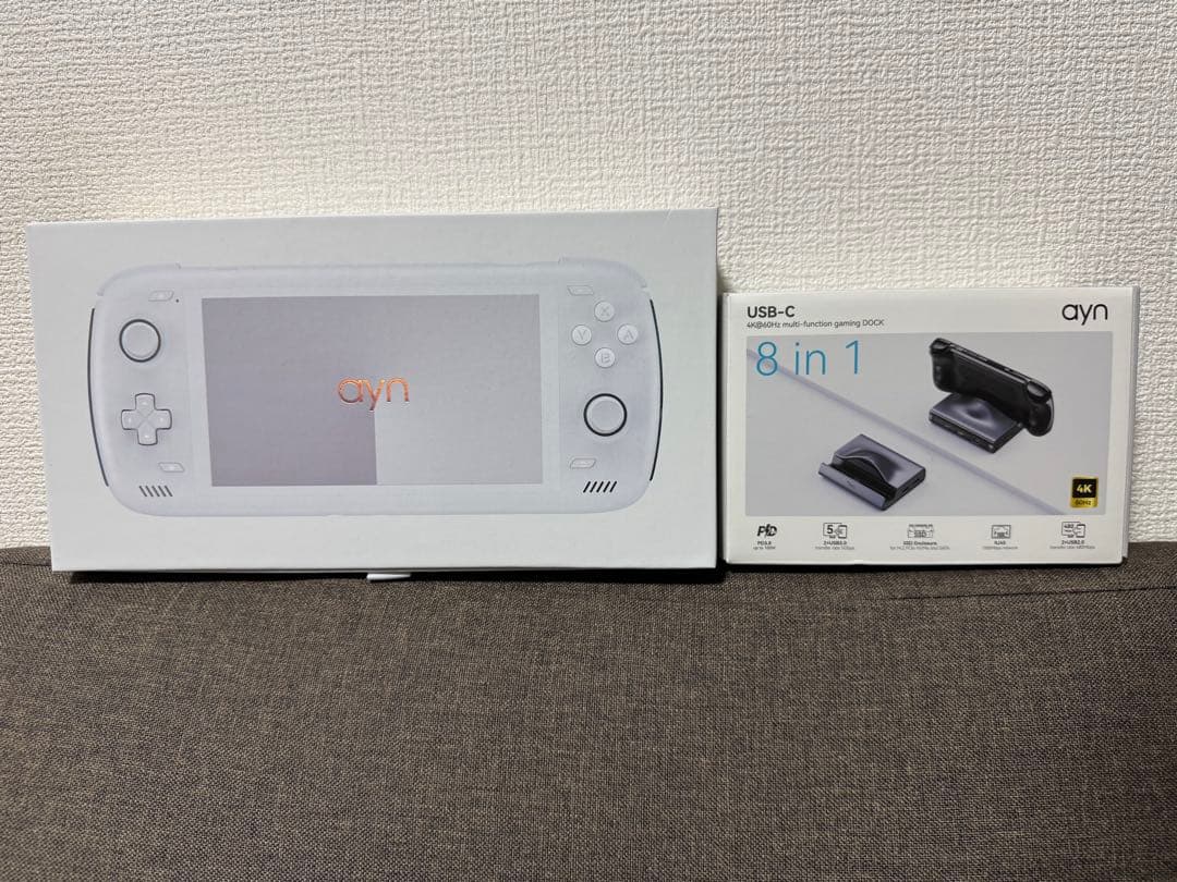 【訳あり】AYN Odin2 Max（レインボー）＆8 in 1 Dock