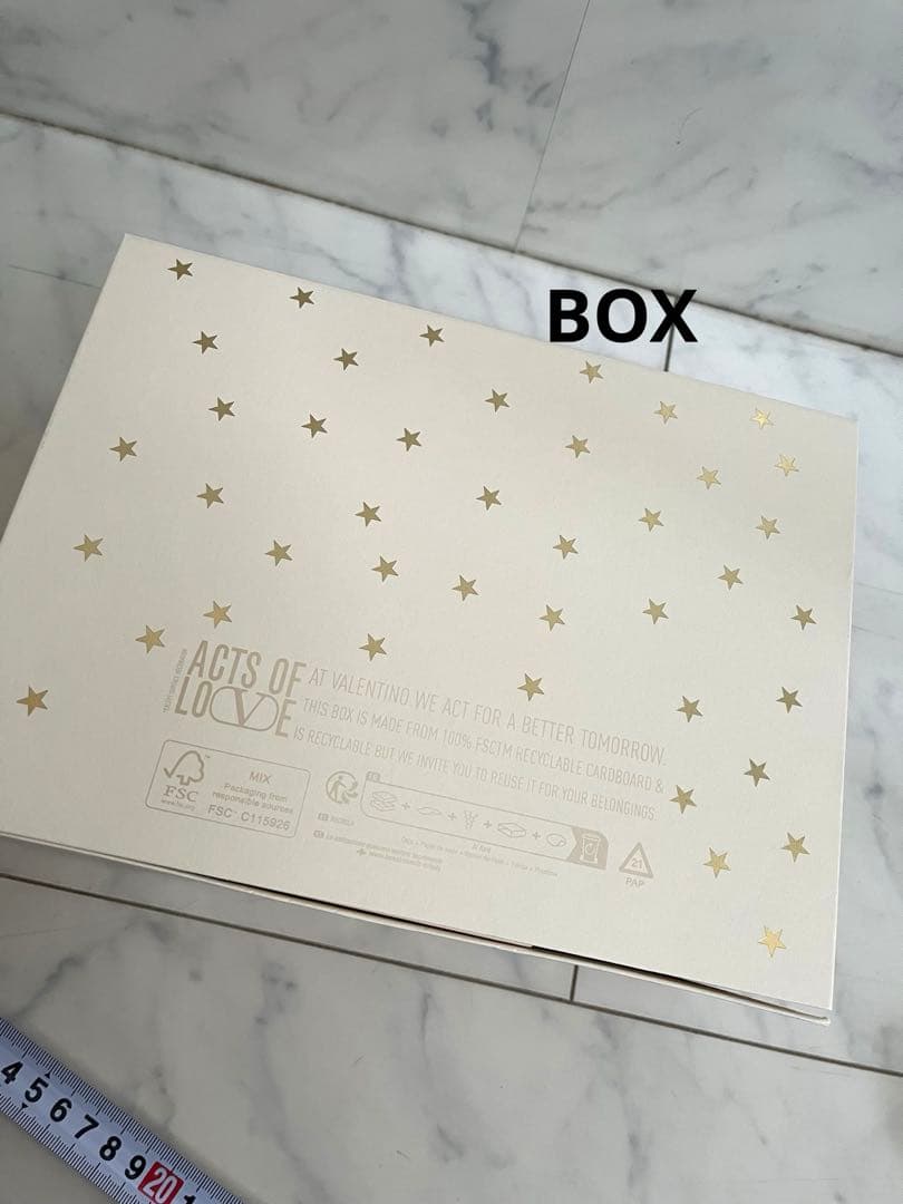 【新品】VALENTINO BORN IN ROMA 4本セット ギフトBOX付