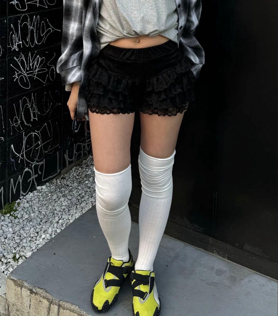 aclent レースフリルショートパンツ