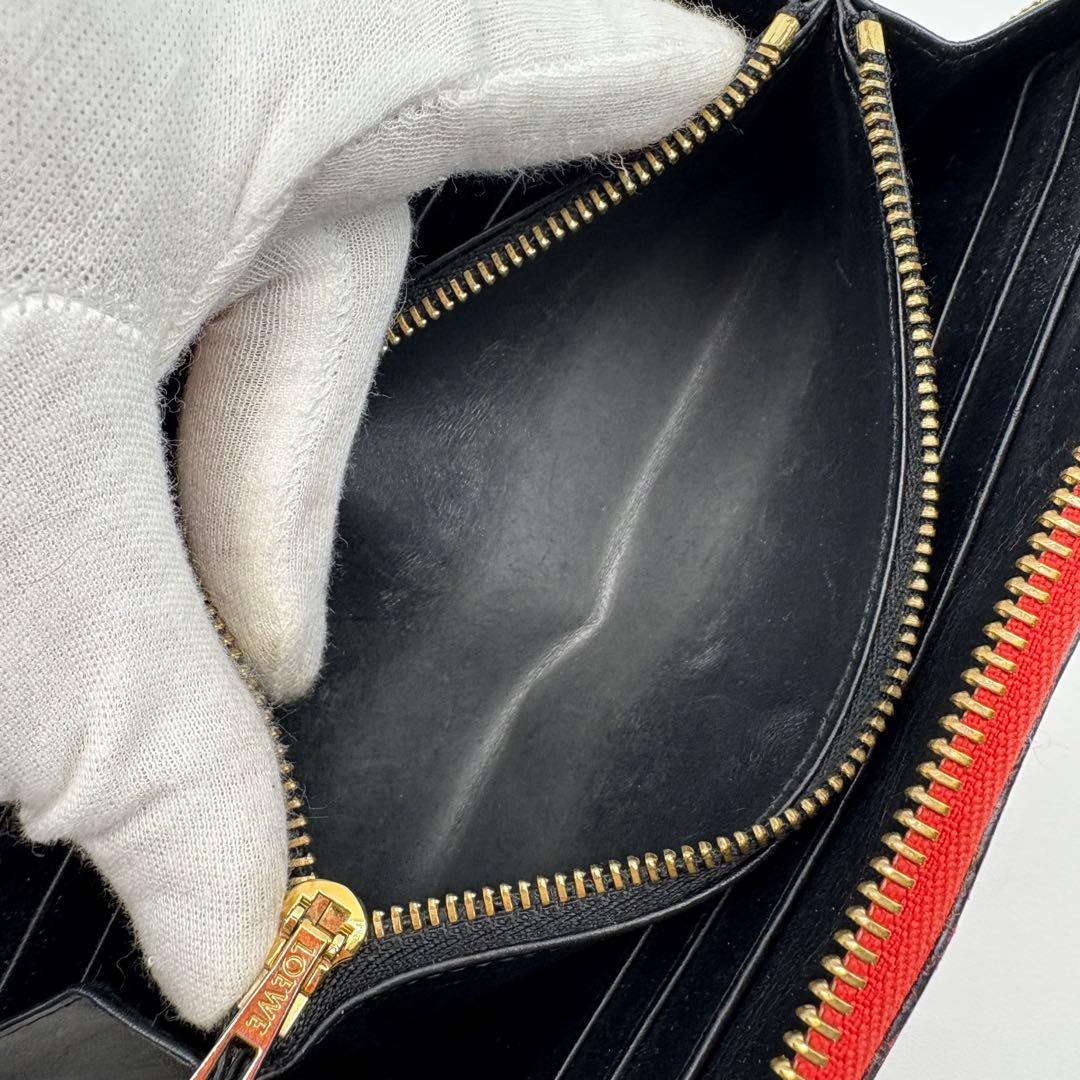 【美品・箱付き】LOEWE　長財布　リピートアナグラム　エンボス　コンチネンタル