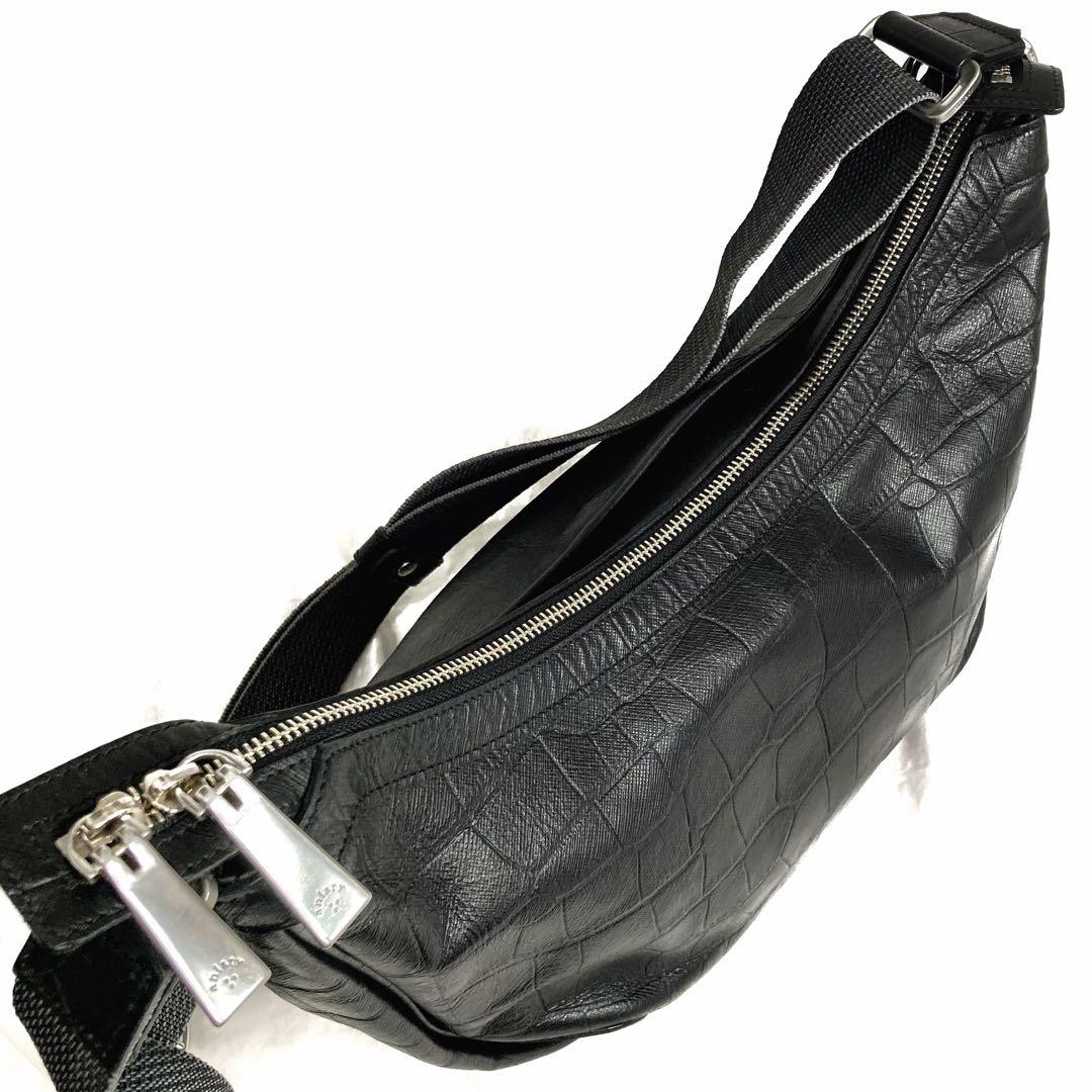 美品✨aniary バルケッタ クロコ型押しショルダーバッグ 三日月 チャーム付