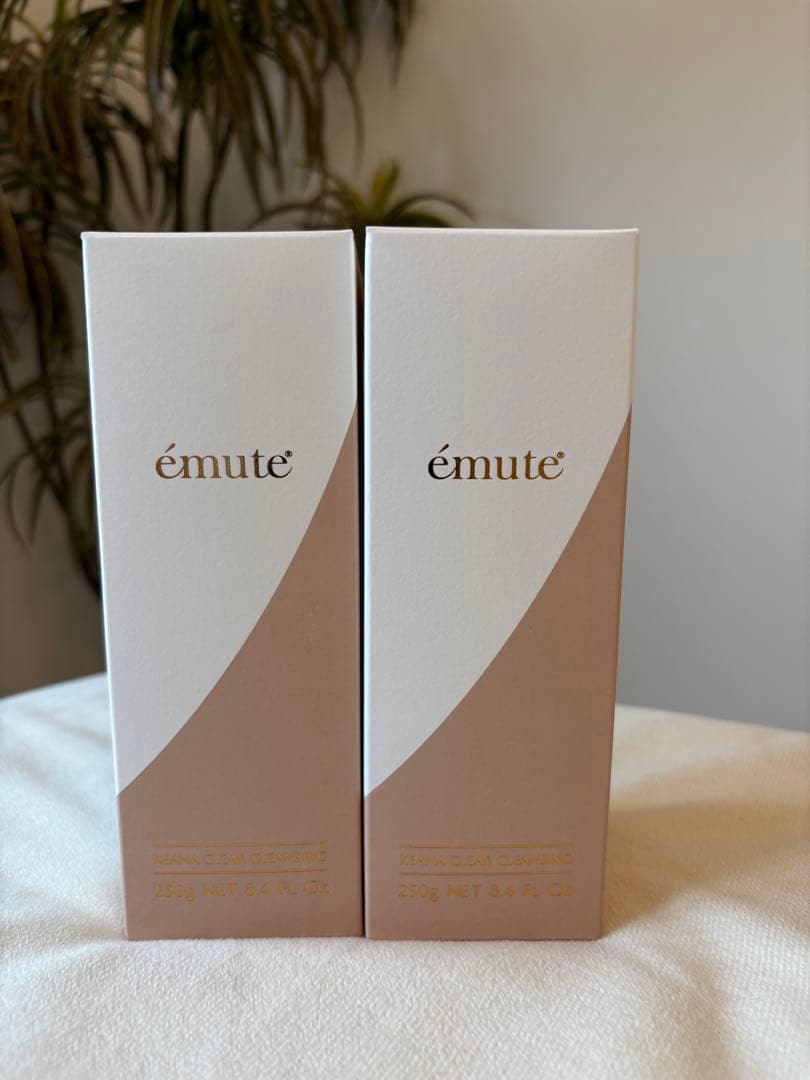 【新品未使用】emute エミューテKEANAクリアクレンジング