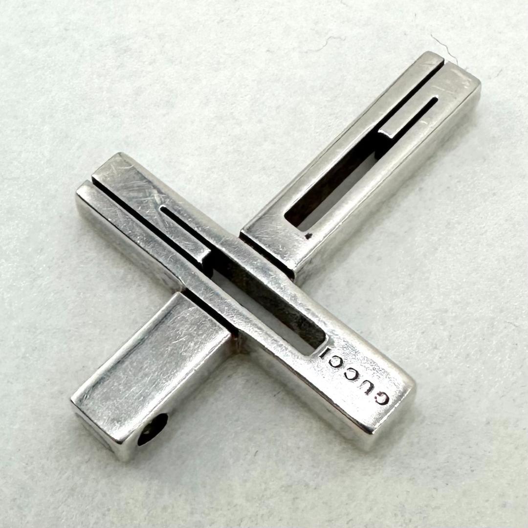 GUCCI グッチ Gクロスモチーフ Gロゴ ネックレストップ チャーム