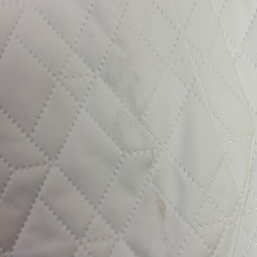 美品　New Balance ゴルフジャケット ホワイト　キルティング　冬ゴルフ