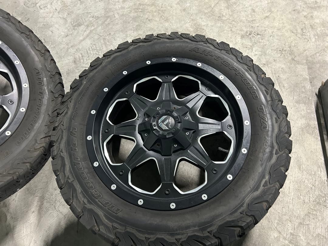 12/26迄限定値下げ❗️FUEL20inch 285/55r20 4本 タンドラ
