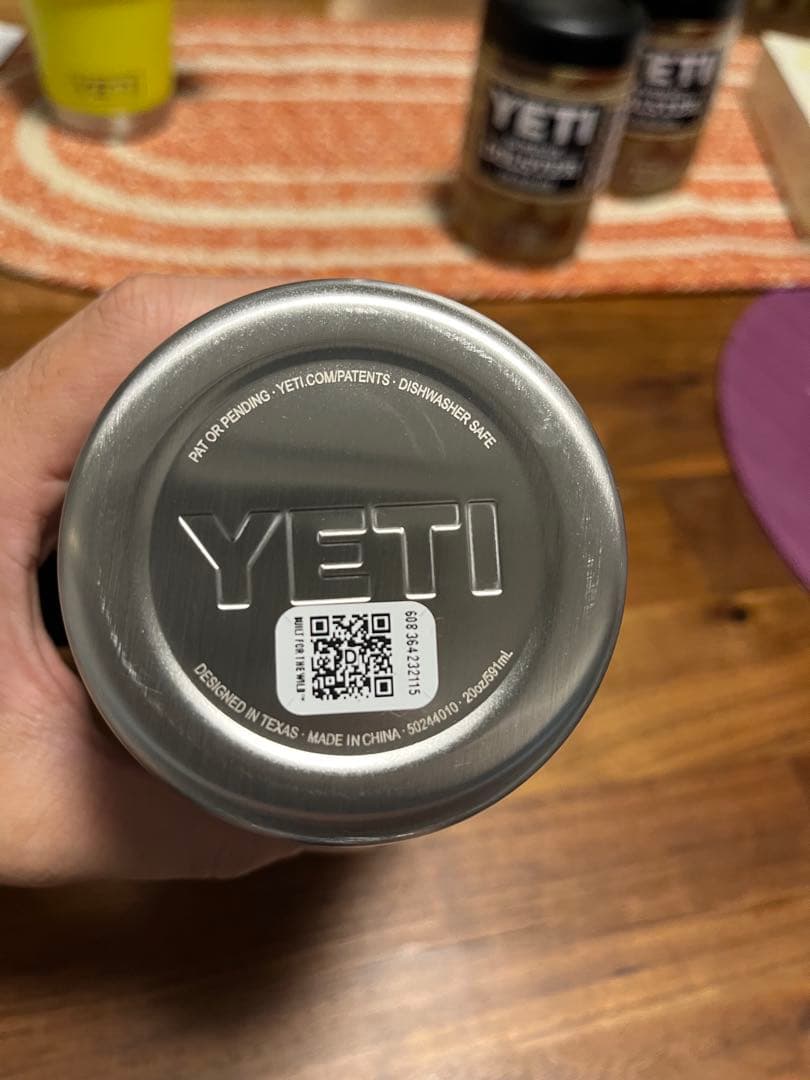 弁当箱・水筒 YETI Rambler 20 oz Travel Mug Navy