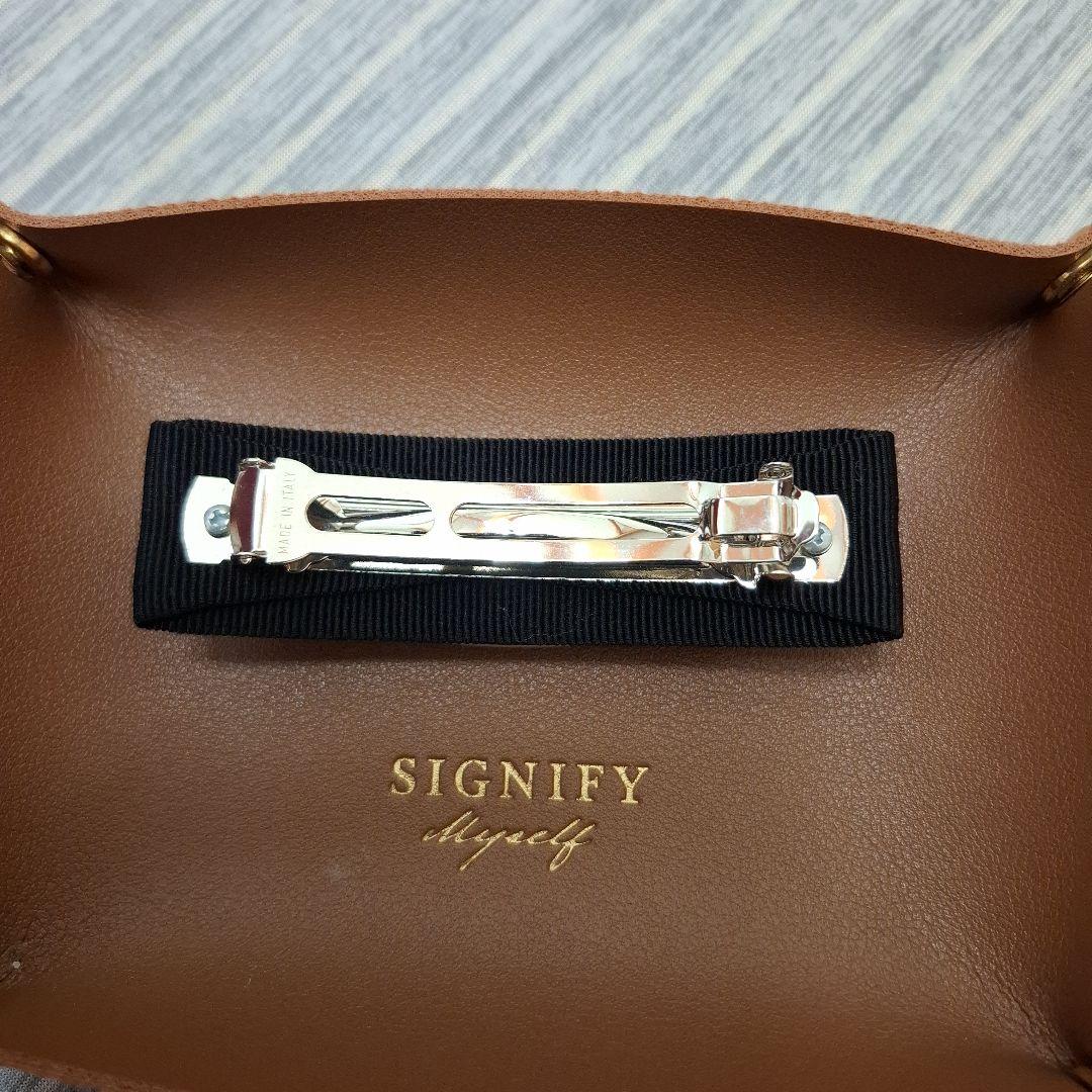 フェラガモ　ブラックバレッタ