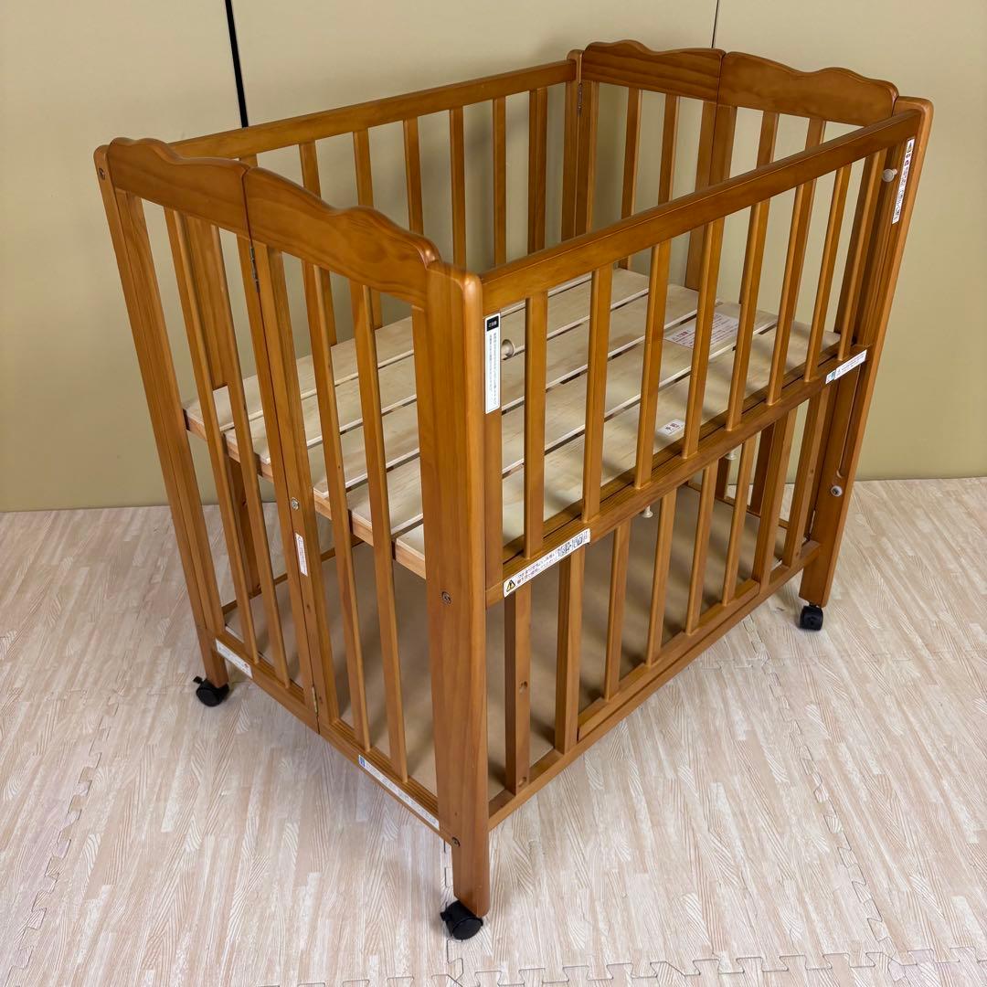 ☆除菌清掃済☆大和屋　パタン　折りたたみミニベビーベッド　すのこ　ライトブラウン