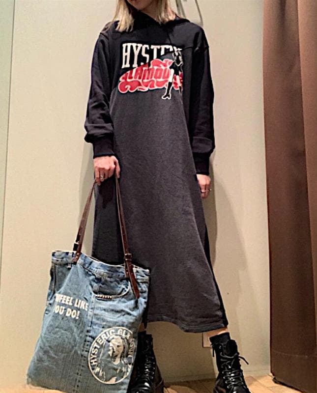 ★美品★ヒステリックグラマー　ヴィクセンガール　スウェット パーカーワンピース