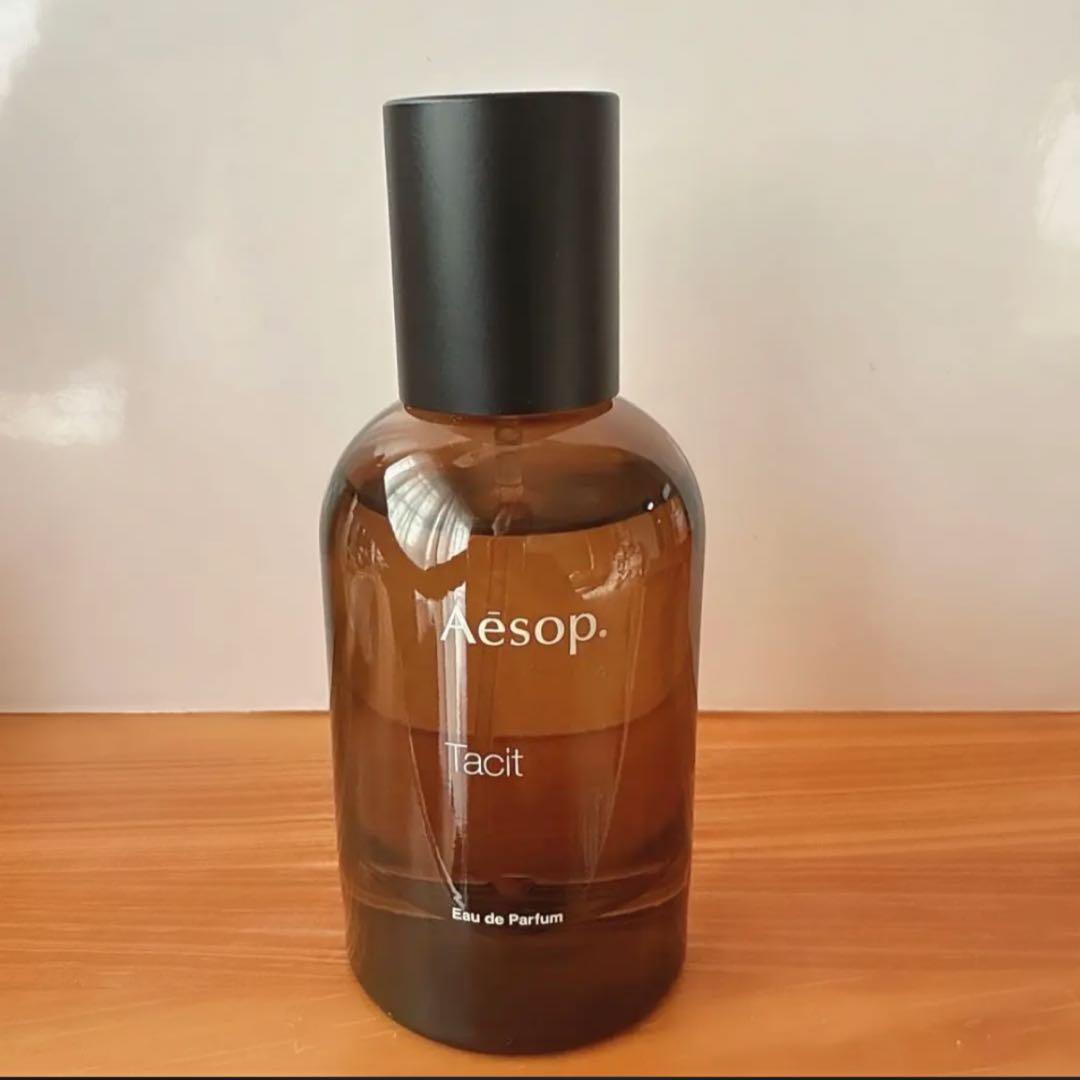 aesop tacit タシット