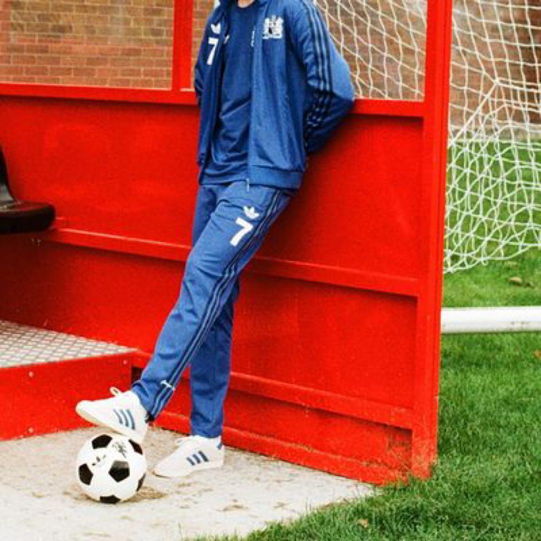 adidas originals マンチェスターユナイテッド　ジャージセット