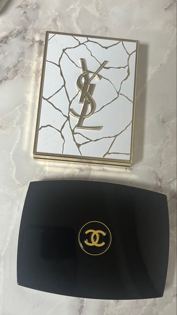 CHANEL サンローラン　アイシャドウパレット