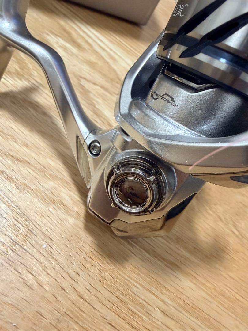 シマノ　23ストラディック　c2000s