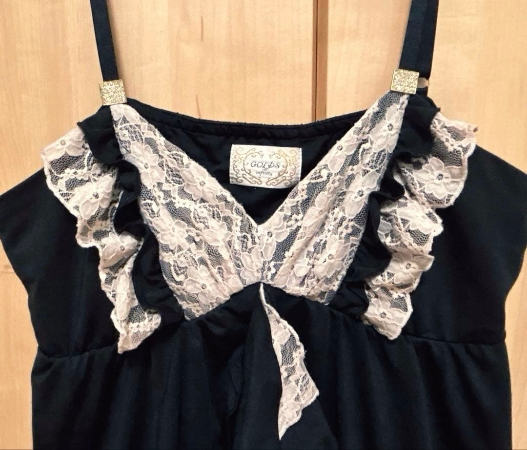 GOLDS♡肩紐ビジュー♡ふりふりラッフルフリル♡レースキャミトップス♡ブラック