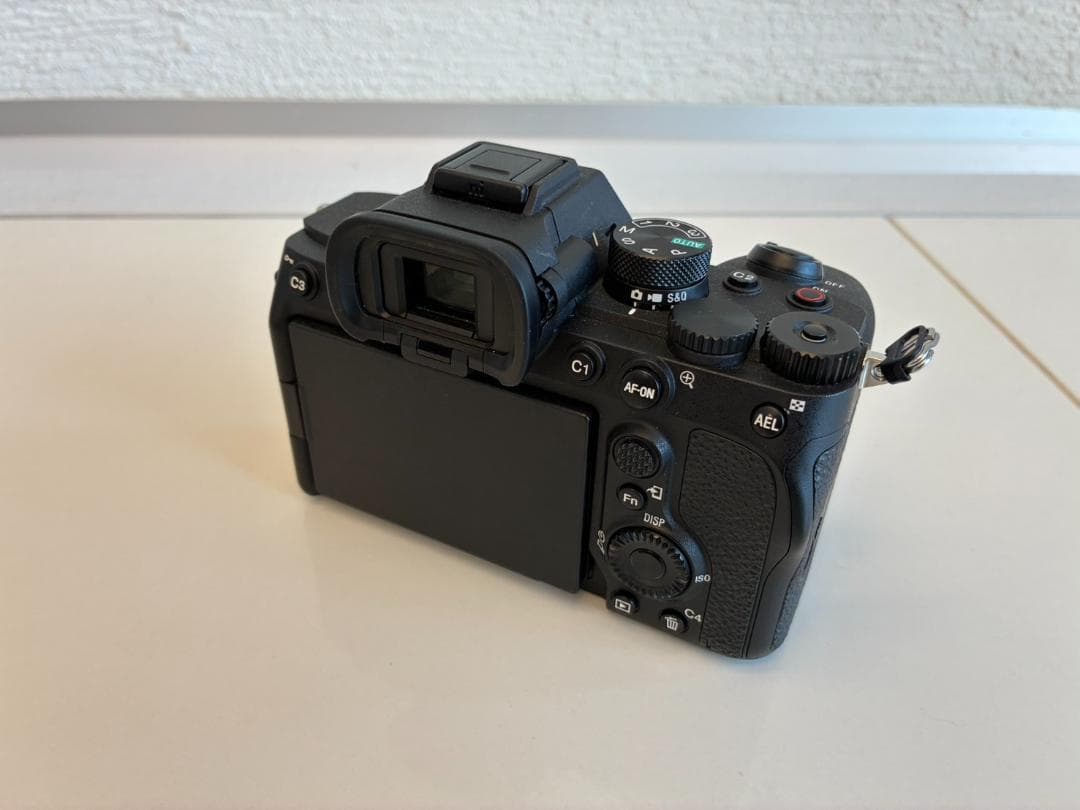 【美品】SONY ソニー α7 IV ILCE-7M4 ボディ
