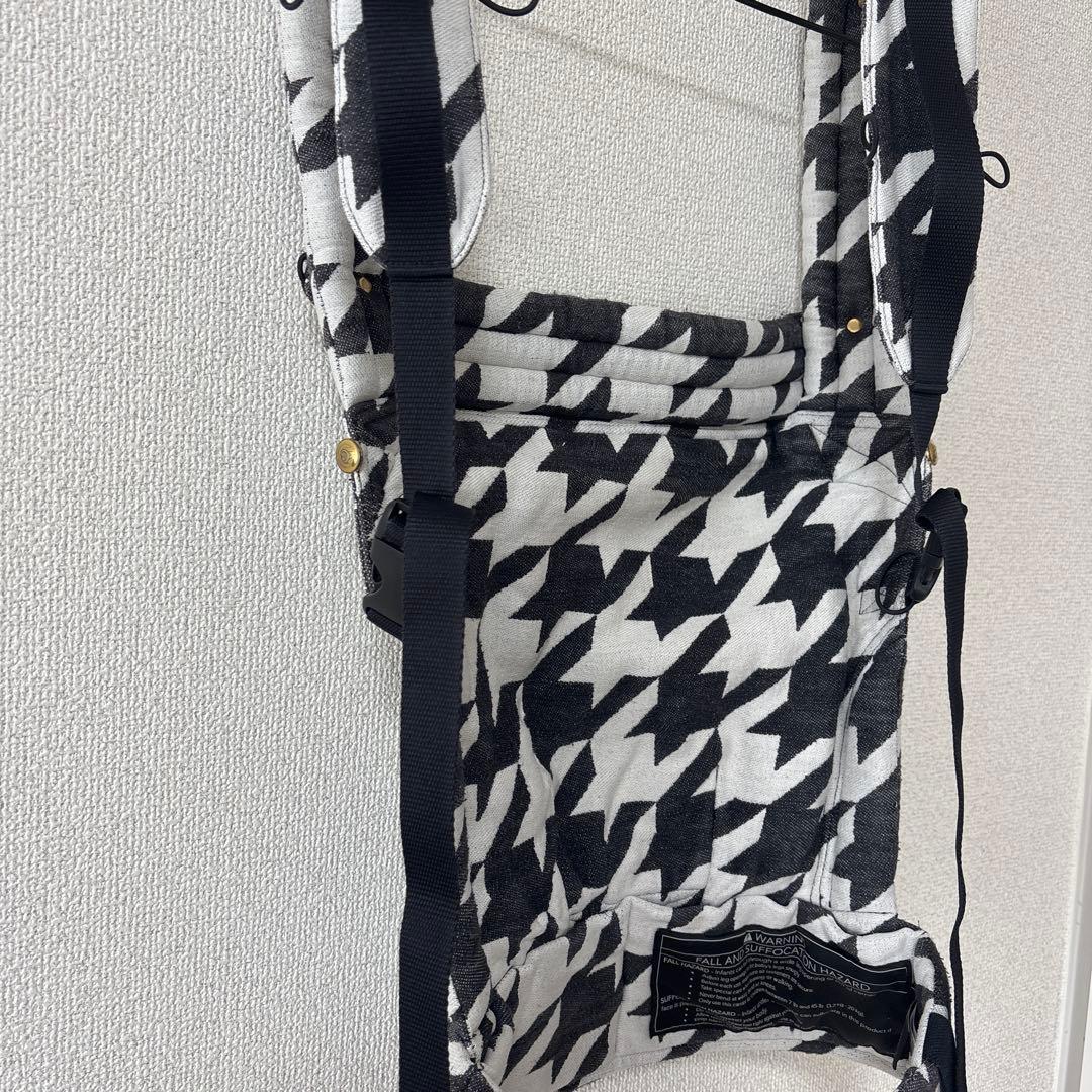 Artipoppe 抱っこ紐　ザイガイスト ツイードBW (コットン)