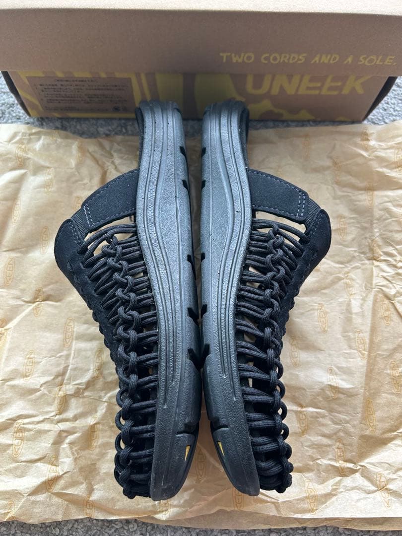 【美品】 KEEN UNEEK II SLIDE (キーン ユニークツースライド
