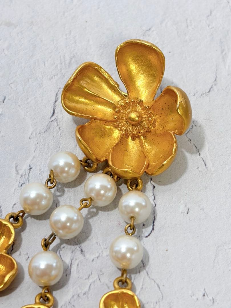 kenzo ビンテージ　ブローチ　ゴールド　フラワー　花　パール　レトロ