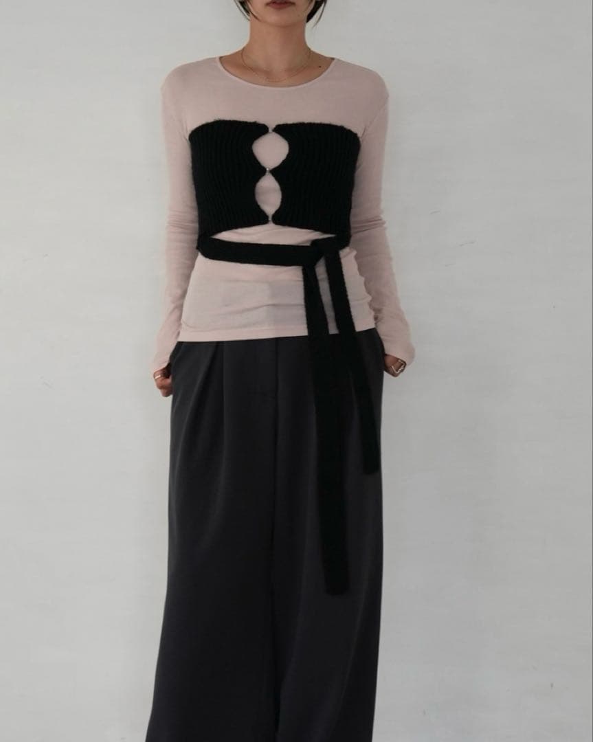 キューイ quui string knit bustier Black ビスチェ