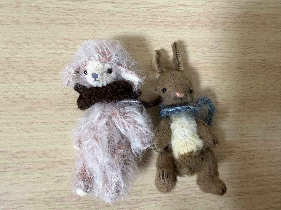 ハチさま専用　　ひつじさんのみ　アートドール　作家　moriのえほん