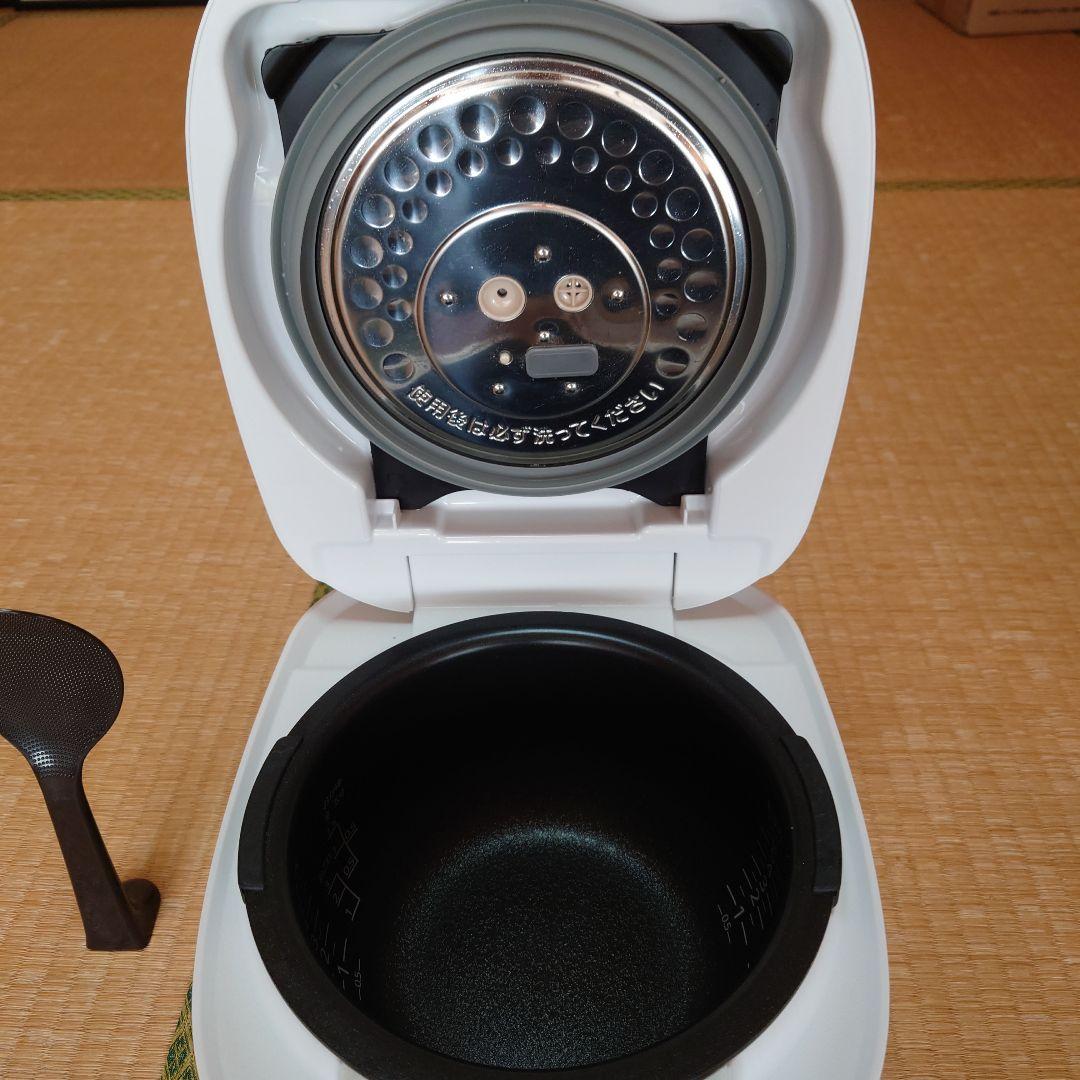 TIGER 炊飯器 5.5合　2023年製　JPI-Y100 WY ホワイト
