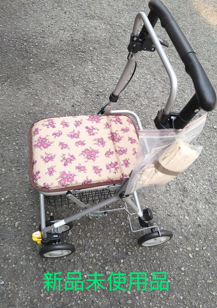 可愛いいコンパクトシルバーカー♪ ベンリー Benri 新品未使用品です♪