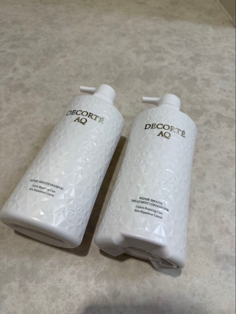 【新品・未使用】コスメデコルテAQリペアスムースシャンプー＊トリートメントセット