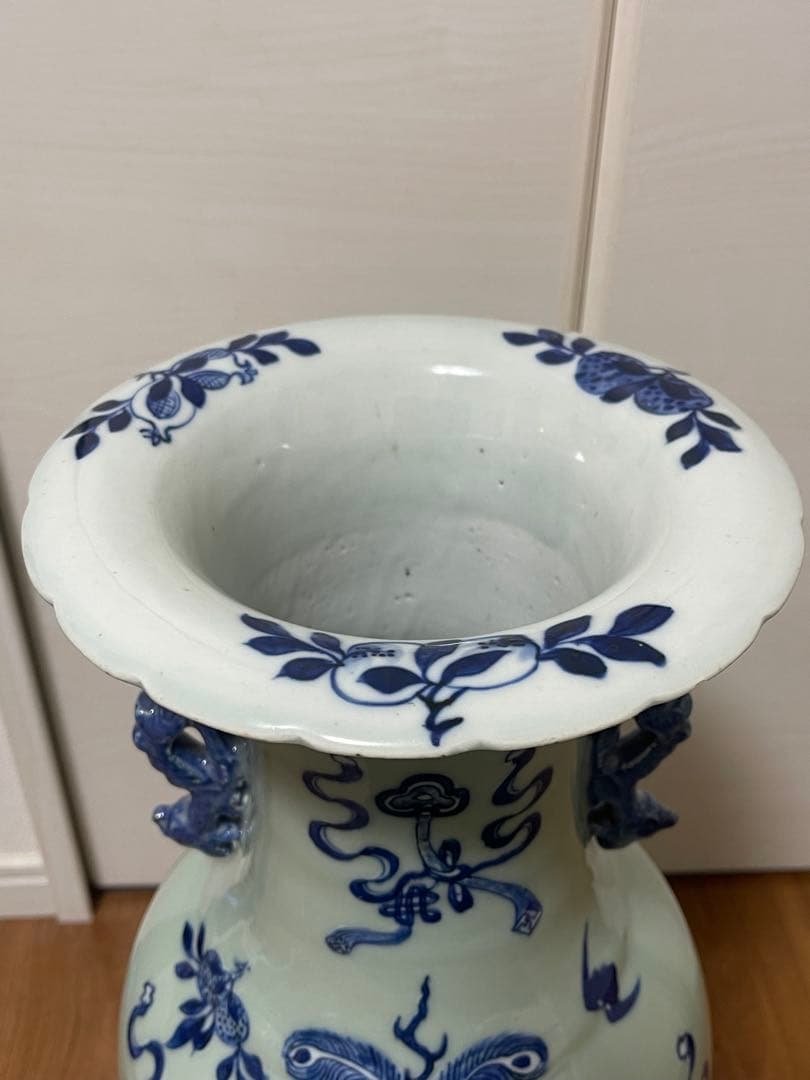 青白磁 花瓶 中国風 古染付 アンティーク 欠けあり