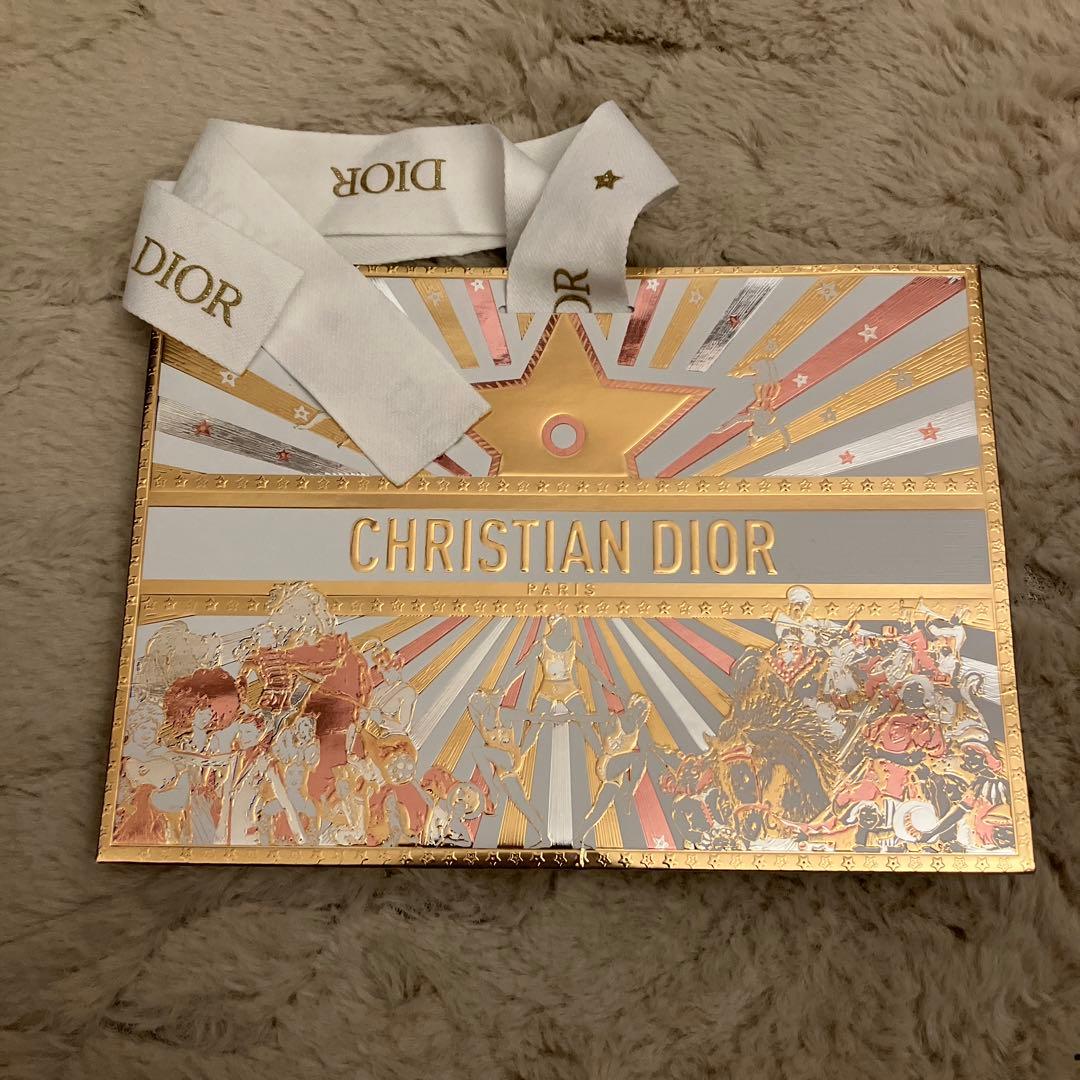 ディオールアディクトピーチグロウオードゥパルファム30mlギフトボックスつき