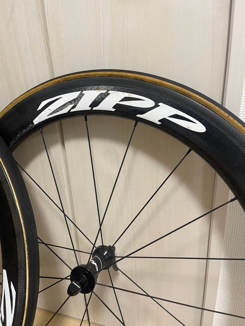 zipp 404 firecrest カーボンホイール　定価30万