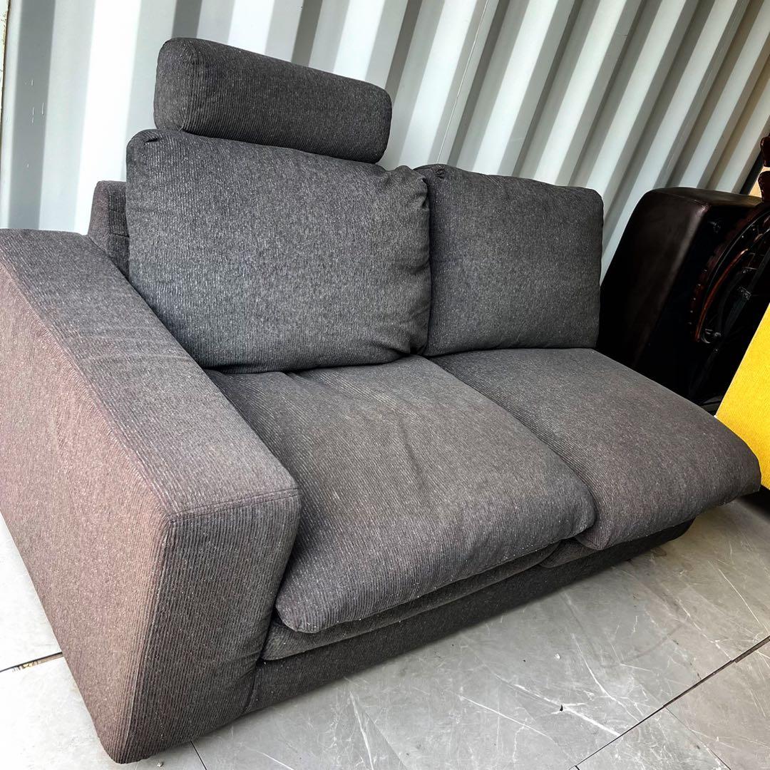 無料！アクタス フクラ トリノ カバーリングフェザー ダークグレー片アームソファ