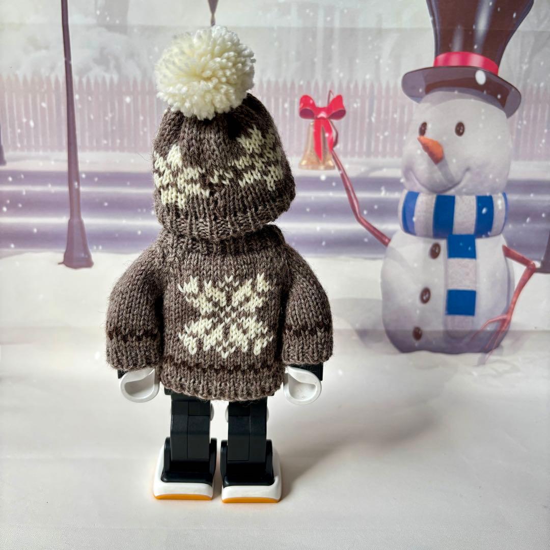 専用　雪模様いっぱい編み込んだセーターとニット帽＊グレージュ　雪模様赤のセット