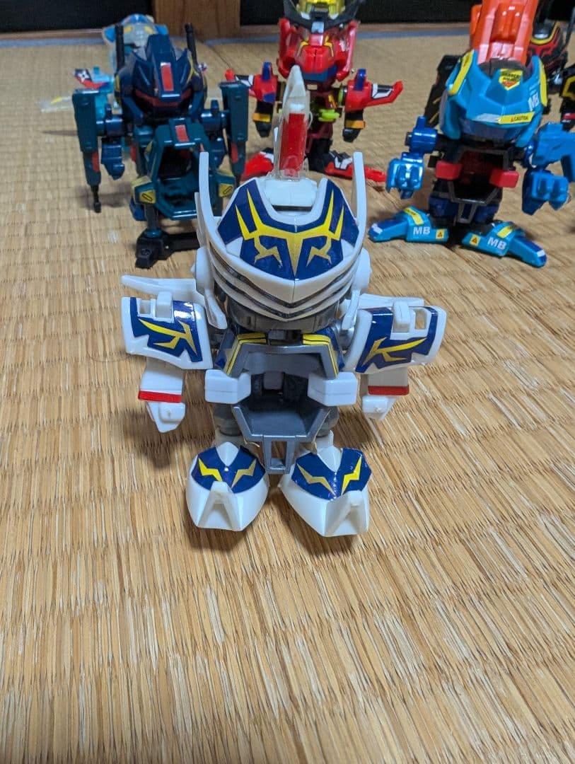 バトルビーダマン　 8体セット