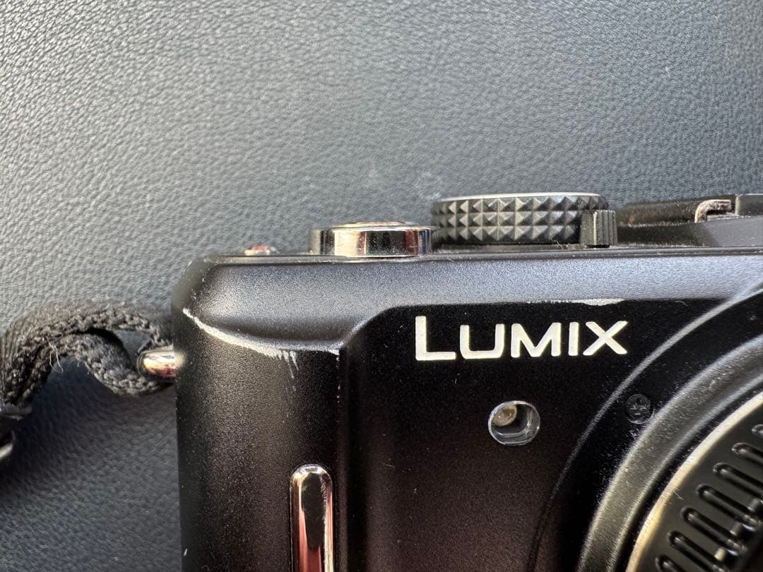 ［とむ］LUMIX DMC-GF1 ミラーレス一眼 本体とレンズ2本