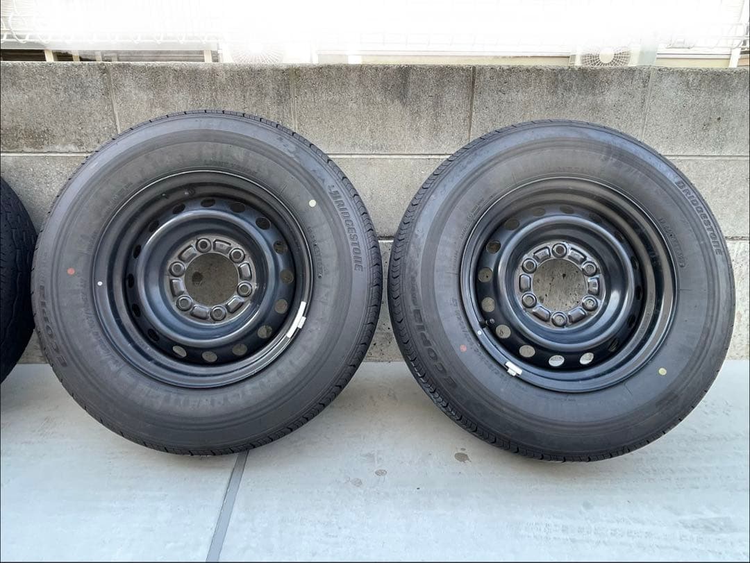 ハイエース　ブリヂストン 195/80R15 LT タイヤ ホイール セット4本