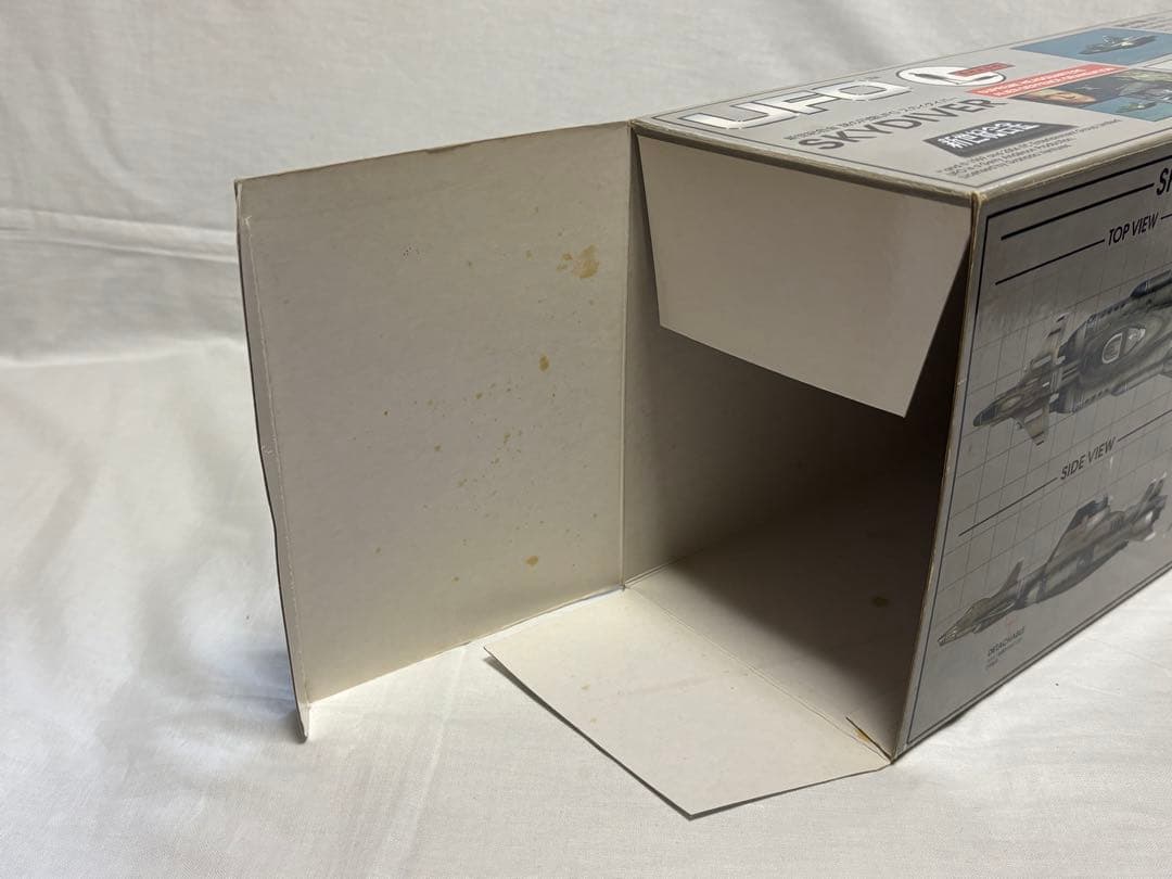 新世紀合金　UFO スカイダイバー