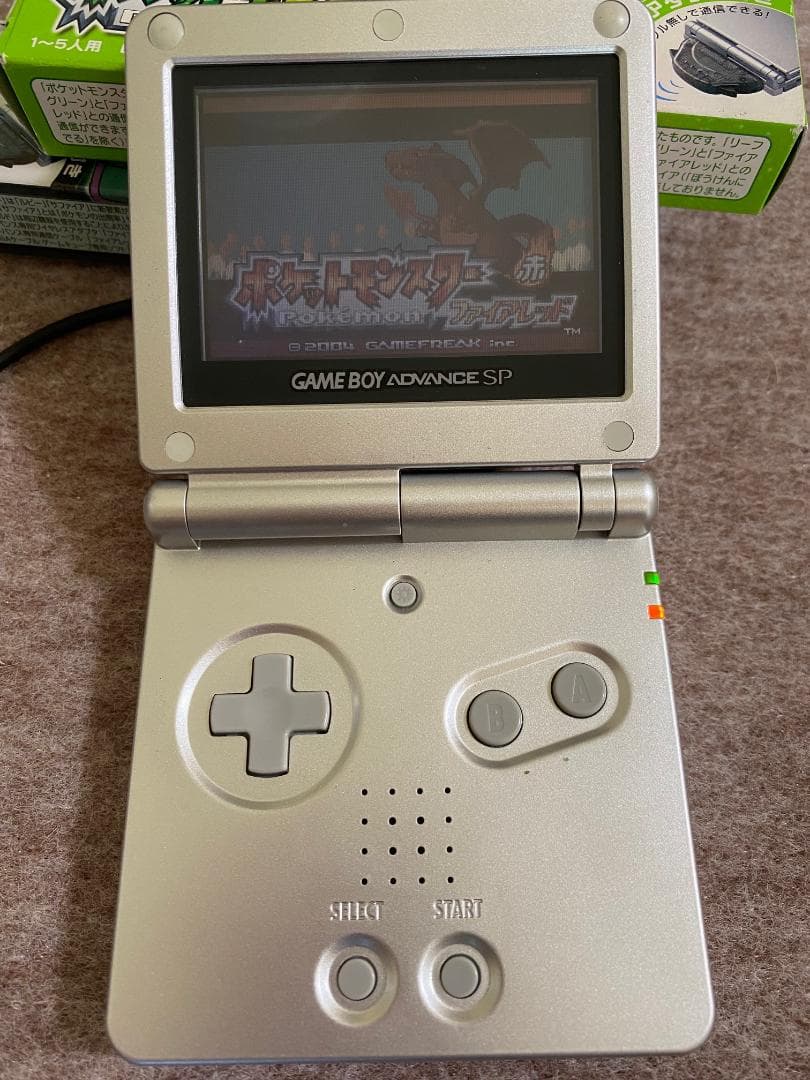 ゲームボーイアドバンス＋ポケモンソフト3本セット