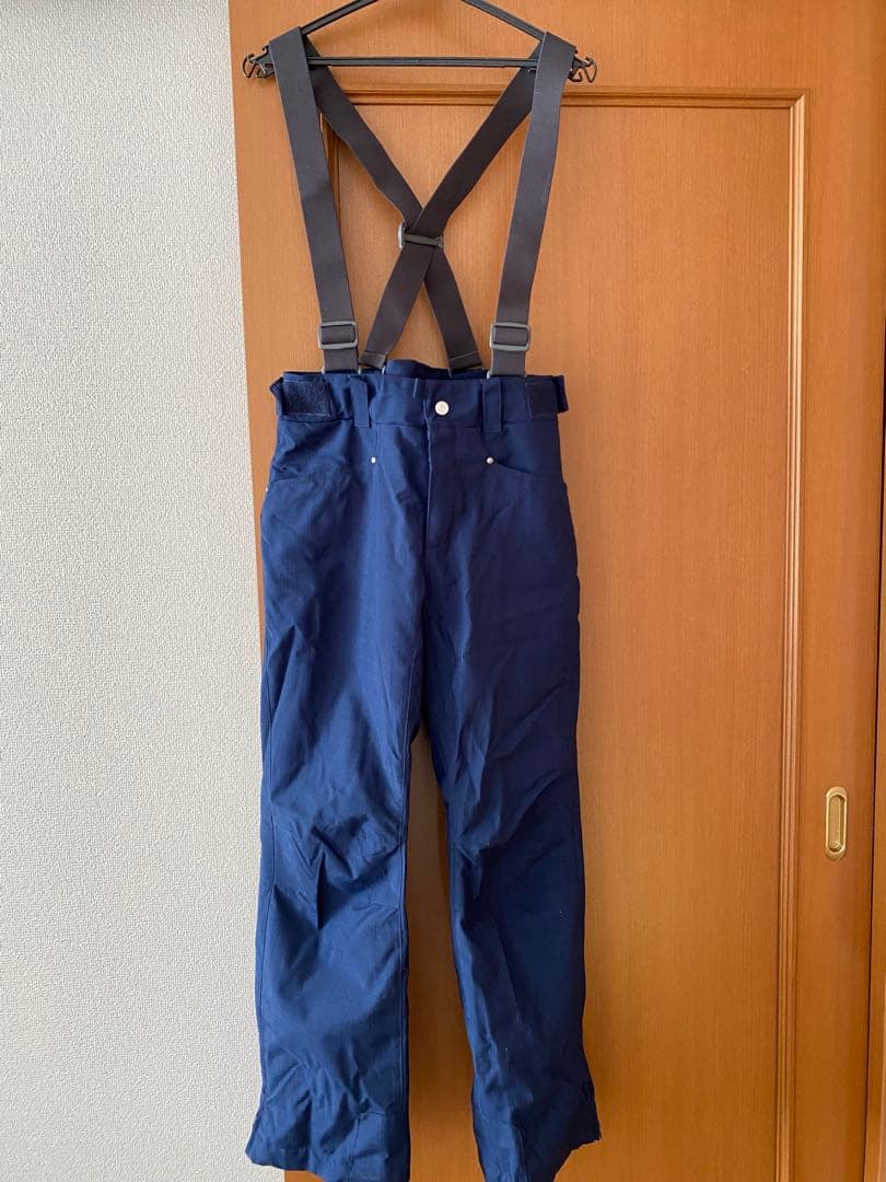 【美品・1回着用】レディースM スキーウェア上下 花柄