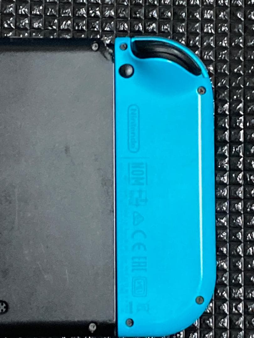 2021年製　任天堂Switch 本体・Joy-Con あつまれどうぶつの森付き