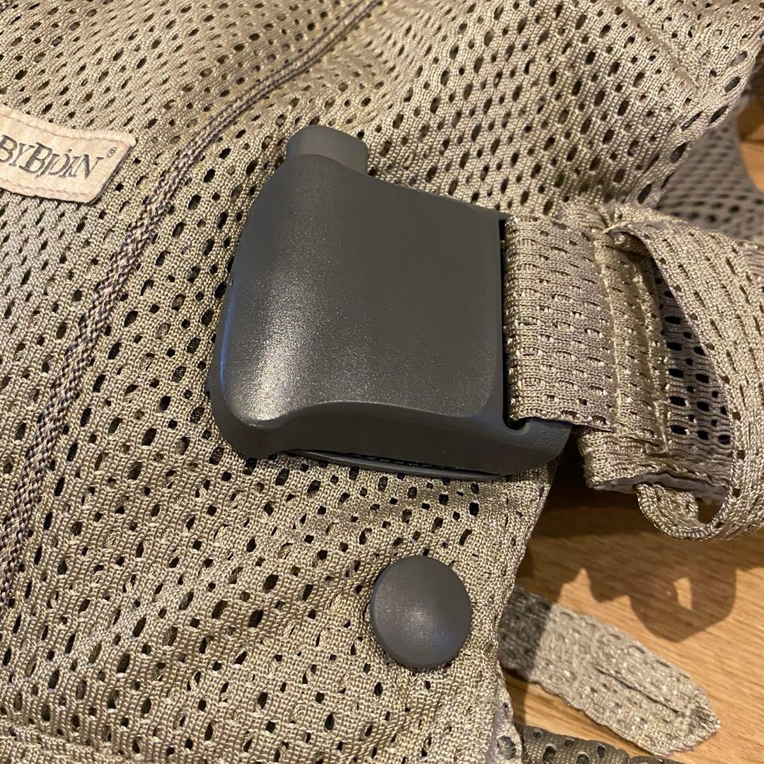 【 BABY BjORN 】 ONE KAI Air メッシュ　グレーベージュ