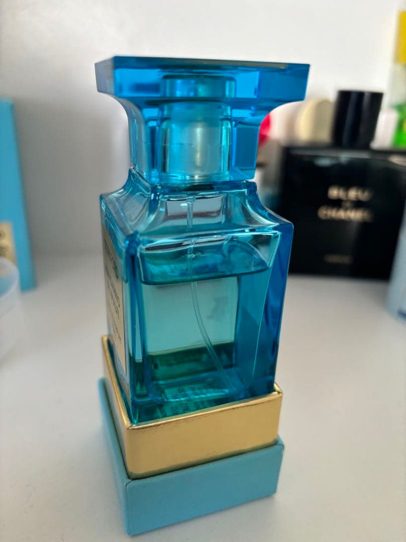 香水(女性用) TOM FORD MANDARINO DI AMALFI 50ml