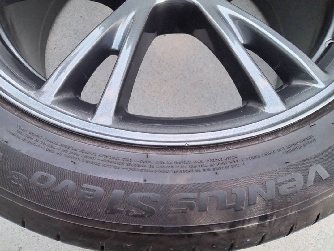 Tesla Mobel Y テスラ　モデルY ホイール1本