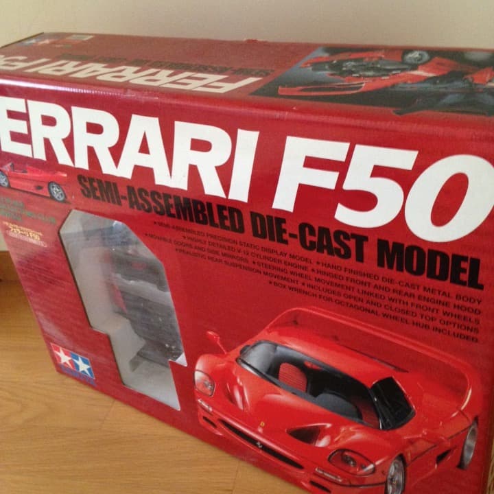 タミヤ　フェラーリF50　ダイキャスト　1/12