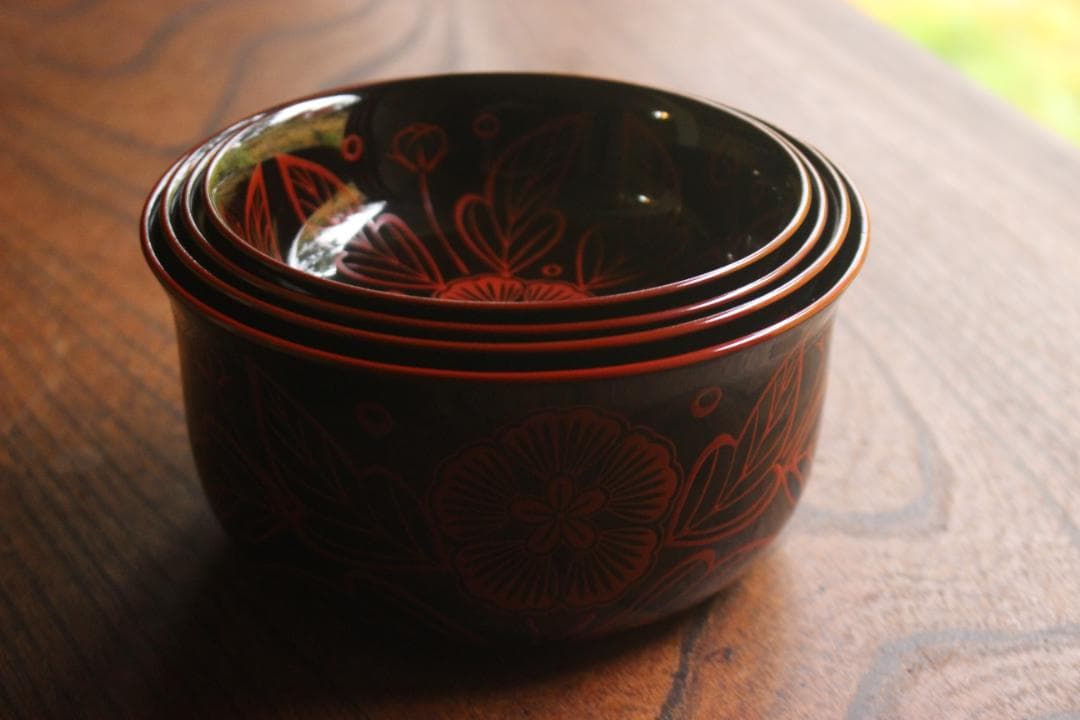 時代逸品！端正な爪朱黒漆に風情ある木芙蓉文の美しい吉野塗の四つ椀（検懐石道具京塗